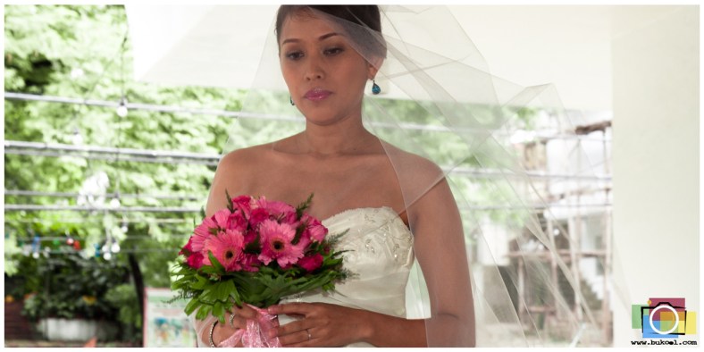 Affordable Cebu Wedding Photographer, Portraits by Bukool, Bukool Photography, Gerald and Rennah Wedding, Cebu Wedding Photographer, Cebu Wedding Photographers, Wedding Photographers Cebu, Cebu Wedding; Cebu Photographer, Wedding Photographer, Cebu Prenup Photography, Cheap Cebu Wedding Photographer, Cebu, Cebu City, Alliance of Two Hearts Parish, Banawa Cebu, Cebu Parklane International Hotel, White Gold House, Parklane International Hotel Wedding, Singapore Wedding