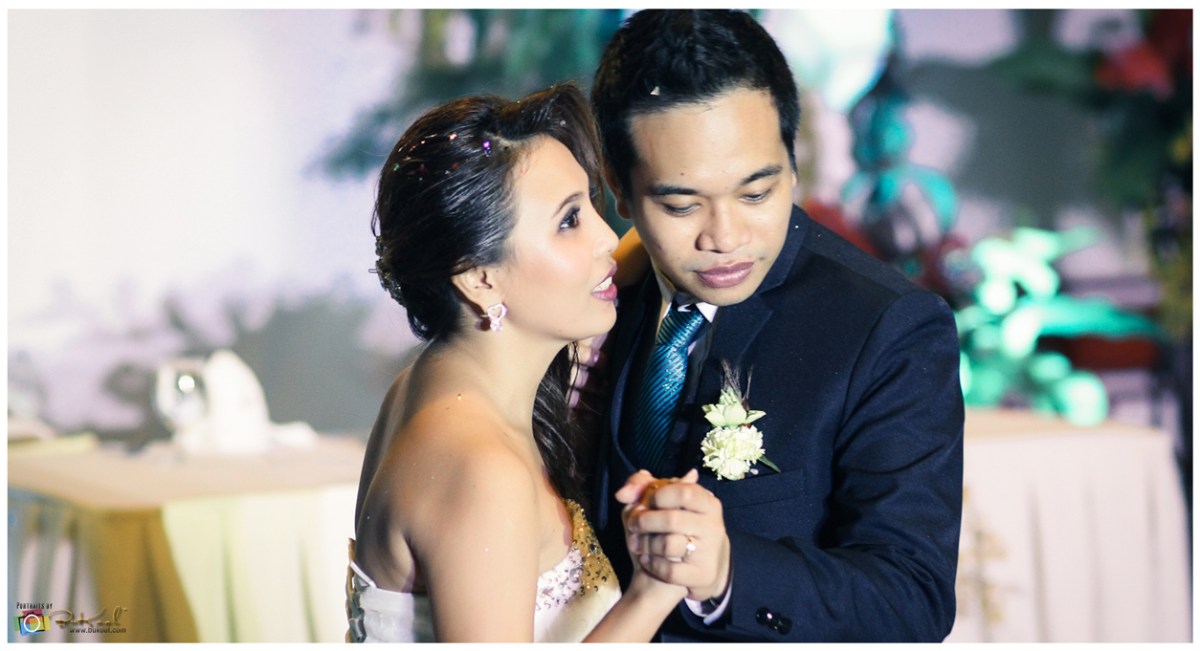 Cebu Wedding Packages, Alta Vista Country Club Wedding Reception, Archbishop's Palace Wedding, Radisson Blu Cebu Wedding,Portraits by Bukool, John and Luz Belle Prenup, Cebu Wedding Photographer