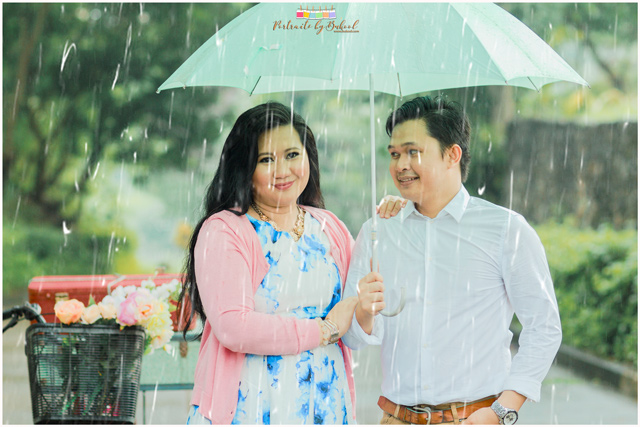 vintage themed prenup, rain prenup, vintage bicycle, good shepherd cebu prenup, liz cinco hair and makeup artist, bukoolfilms wedding video, portraits by bukool, cuckoo cloud concepts