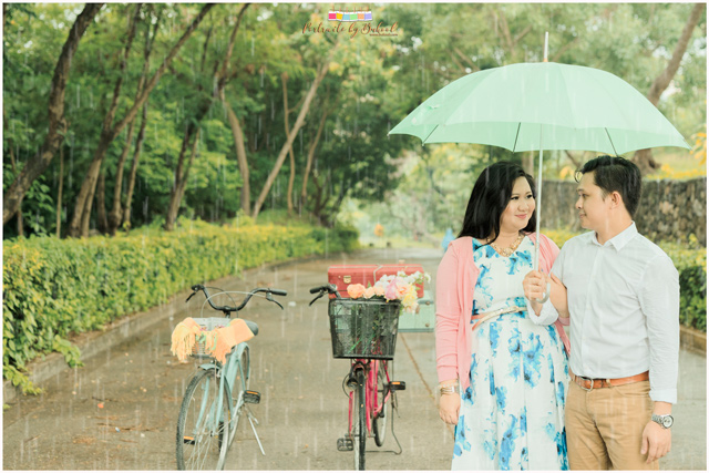 vintage themed prenup, rain prenup, vintage bicycle, good shepherd cebu prenup, liz cinco hair and makeup artist, bukoolfilms wedding video, portraits by bukool, cuckoo cloud concepts