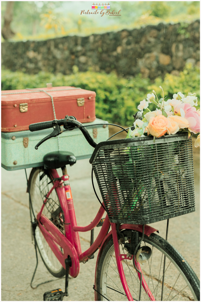 vintage themed prenup, rain prenup, vintage bicycle, good shepherd cebu prenup, liz cinco hair and makeup artist, bukoolfilms wedding video, portraits by bukool, cuckoo cloud concepts