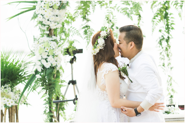 Beach Wedding, Blue Grass Project, Destination Wedding Photographer, D'Nightingales Wedding and Style, Infinity Blues Band, Janrey Cadeliña Hair and Makeup Artist, Lola Lilias Wedding Cake, Panglao Weddings, Portraits by Bukool