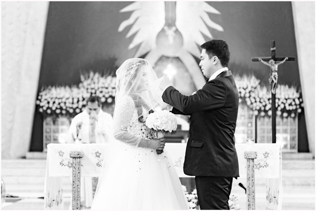 Allain Dumon Fonte; CDI Designs; Canon EOS 6D; Canon EOS 80D; Cebu Wedding Photographer; Cebu Wedding Photographer and Videographer; Jason-Lhady Wedding; Mandarin Hotel Cebu; Maricar Catalan Makeup Artist; Mastin Labs Presets; Oscar Solon; Pearl's Bridal Fashion; Portraits by Bukool; So Fab Bridal Shoes; Wish.com.au;