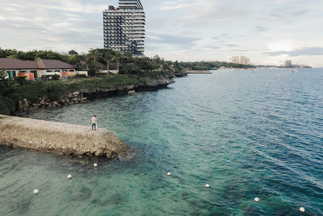 Beach Wedding, Crimson Hotel Wedding, Destination Wedding, Destination Wedding Photographer, Garden Wedding, Gareth and Tricia Wedding, Portraits by Bukool, Skye Wedding Coordinator, Skye Weddings and Events, BukoolFilms, Destination Wedding Photographer, Blush Flower Creations & Events