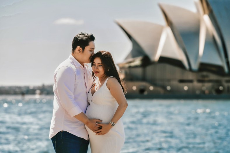 Sydney Maternity Photo Shoot, Family Portraits, Maternity Shoot, © Portraits by Bukool, Sydney Opera House, Sydney Harbour Bridge, Sydney Photographer, Mariann Silud Maternity, Maternity Photoshoot, Sydney Australia