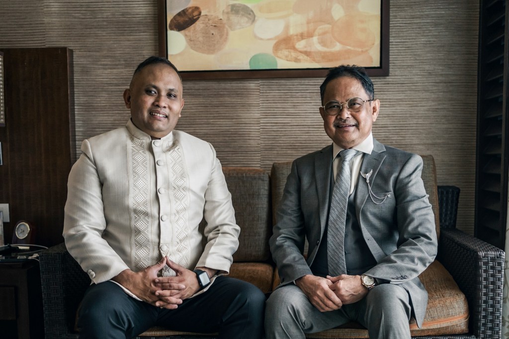 Shangri-la Mactan Destination Wedding, Portraits by Bukool, BukoolFilms, Double Wedding, Edgar and Aurora Silver Wedding, Clyde and Gretta Chuch Wedding, Cebu Wedding Photographer