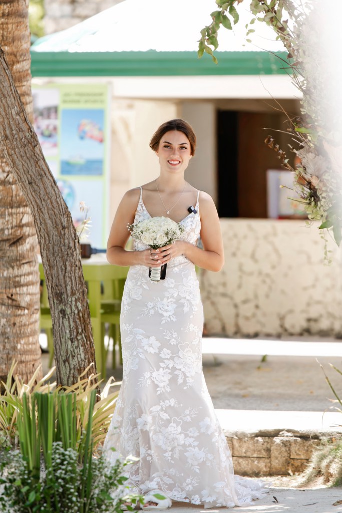 Rosh & Rachel Cebu Wedding, Cebu Wedding photographer, Nalusuan Island Cebu Wedding, bride's entrance