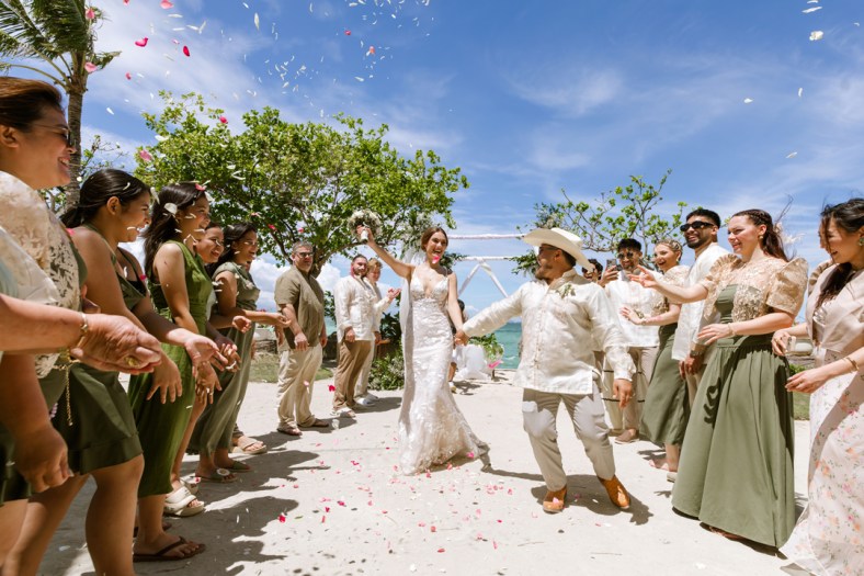 Rosh & Rachel Cebu Wedding, Cebu Wedding photographer, Nalusuan Island Cebu Wedding, Couple exit