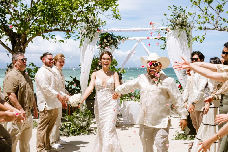 Rosh & Rachel Cebu Wedding, Cebu Wedding photographer, Nalusuan Island Cebu Wedding