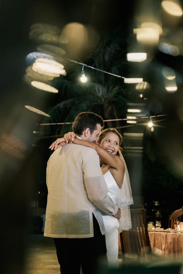 Nalusuan Island Wedding, Intimate Wedding, Sunset Wedding, Cebu Wedding, Wedding Photographer Cebu, Destination Wedding Photographer Cebu, Portraits by Bukool, BukoolFilms, Wedding First Dance